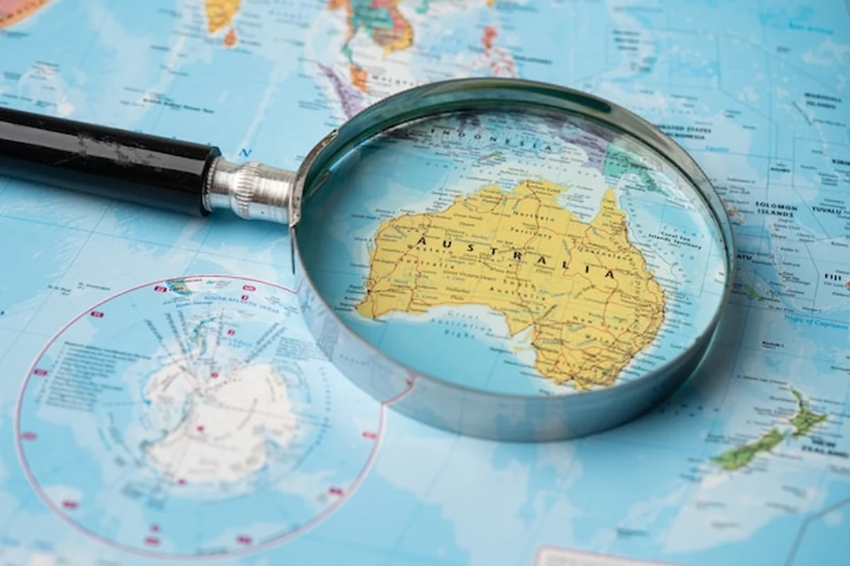 Mapa Australii pod lupą z bliska